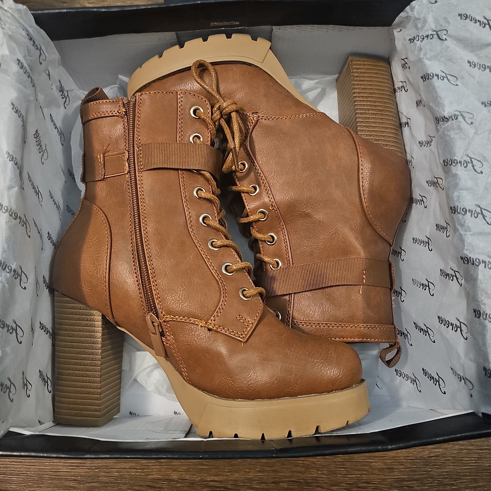 Forever Tan Boots - Size 7